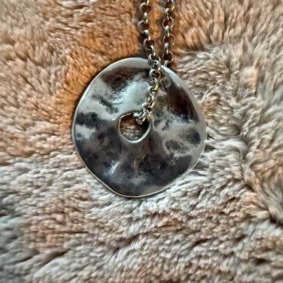 Jewelry - Silver Pendant Necklace